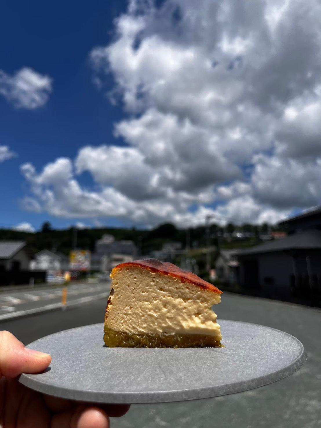 とろ~りバスクチーズケーキ(ホール)